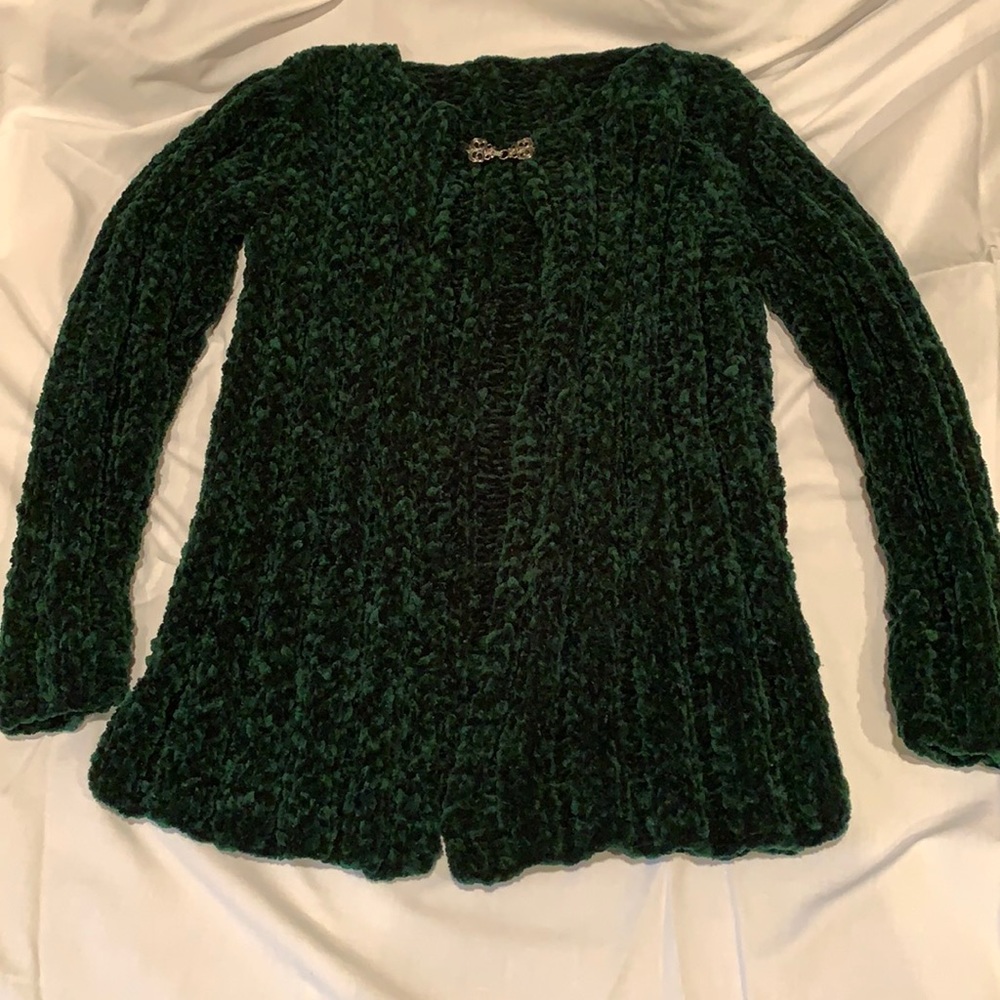 Green thick knit sweater. Size small